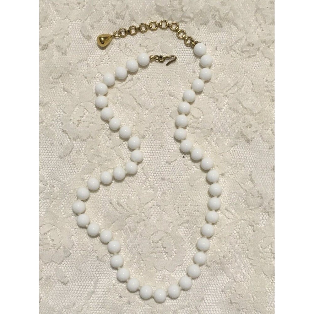 Vintage Monet Glass Bead Necklace White Gold tones Retro Statement Collar